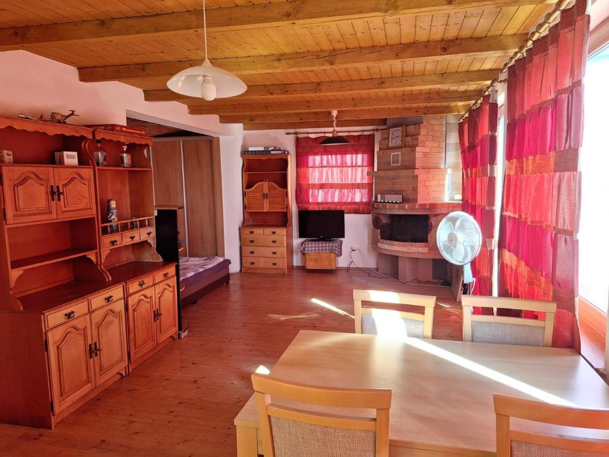 Sunset House Piestany Bungalow Banka 外观 照片